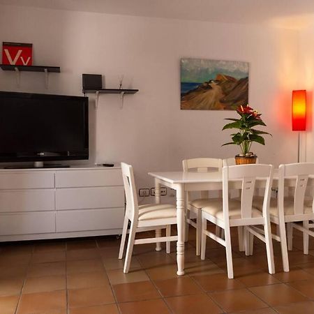 Duplex In Quiet Zone, Next To Sea, Fast Wifi Apartment El Médano Exterior photo