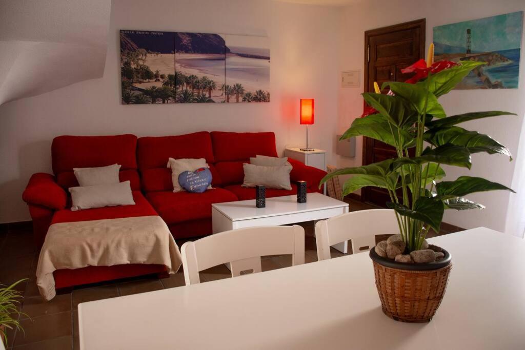 Duplex In Quiet Zone, Next To Sea, Fast Wifi Apartment El Médano Exterior photo