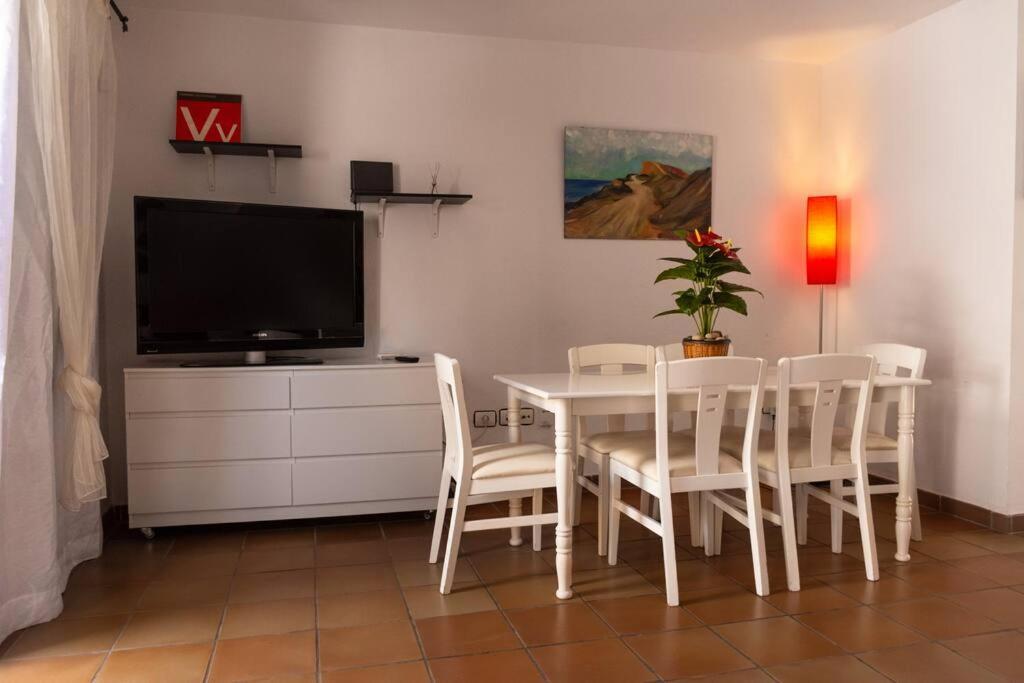 Duplex In Quiet Zone, Next To Sea, Fast Wifi Apartment El Médano Exterior photo